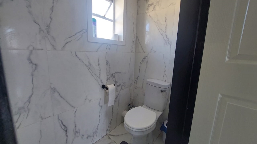 To Let 3 Bedroom Property for Rent in Bedelia Free State